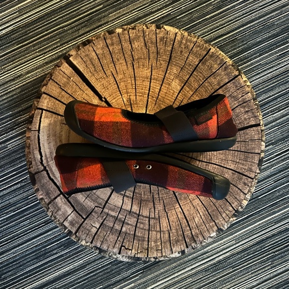 🆕KEEN Size 8 Women's Sienna Mj Buffalo Plaid Mary Jane Flat Shoes NWOB / NWOT - Picture 3 of 4